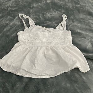 white flowy pacsun top